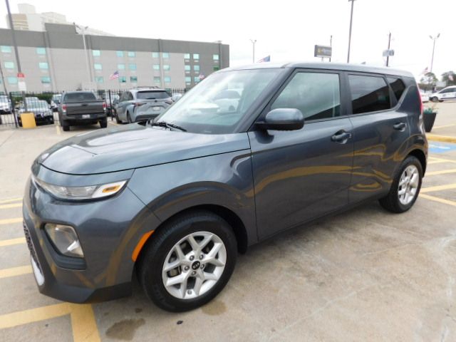 Used 2020 Kia Soul S FWD image 4