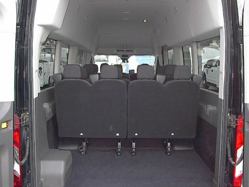 Used 2020 Ford Transit 350 XLT image 18