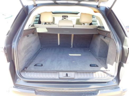 Used 2016 Land Rover Range Rover Sport HSE image 8