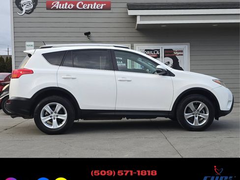 Used 2014 Toyota RAV4 XLE image 8