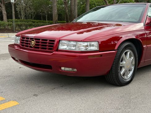 Used 2002 Cadillac Eldorado ETC FWD image 22