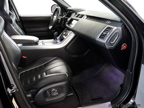 Used 2017 Land Rover Range Rover Sport SVR image 38