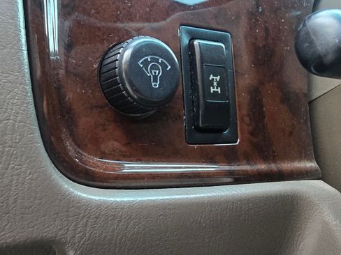 Used 2001 Toyota 4Runner Limited image 36