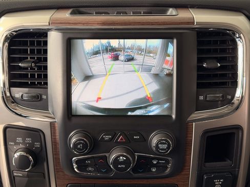 Used 2013 RAM 1500 Laramie image 13