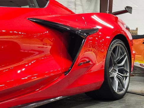 Used 2023 Chevrolet Corvette Z06 w/ Z07 Performance Package image 38