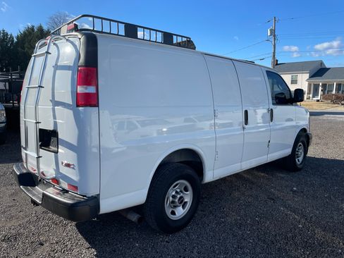 Used 2017 GMC Savana 3500 image 5