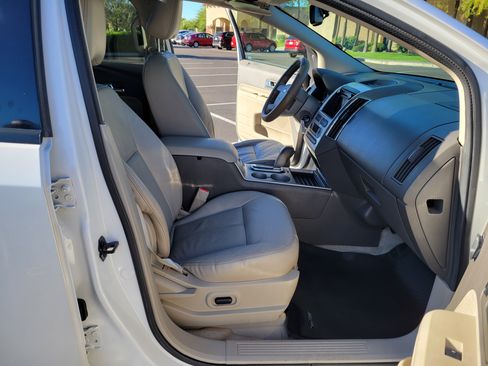 Used 2009 Ford Edge SEL image 14