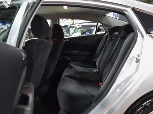 Used 2010 MAZDA MAZDA6 i Touring image 18