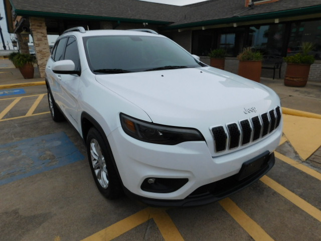 Used 2019 Jeep Cherokee FWD Latitude image 1