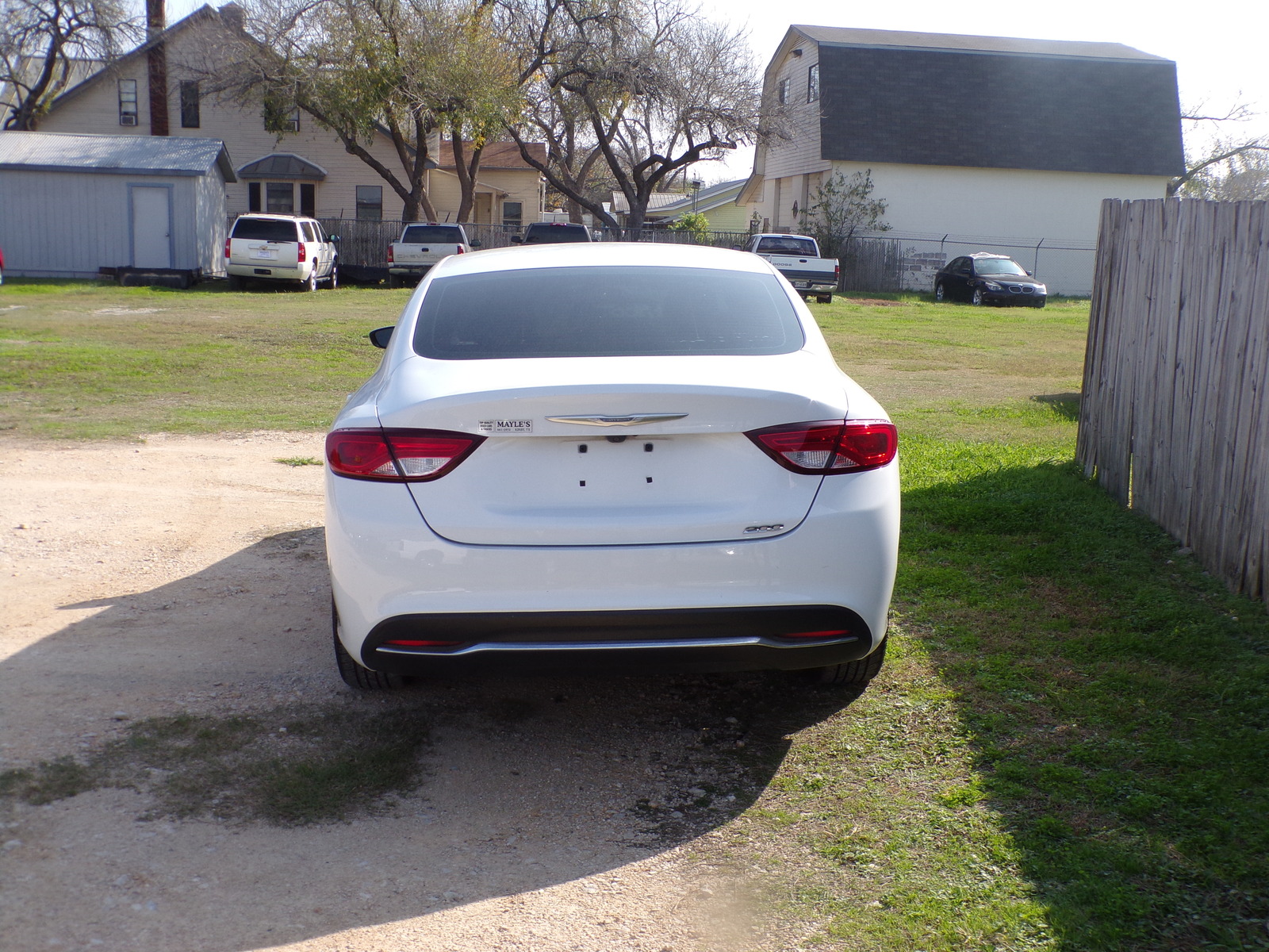 Used 2015 Chrysler 200 Limited FWD image 4