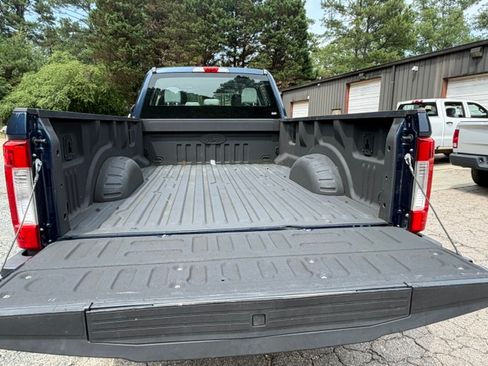 Used 2018 Ford F250 4x4 Crew Cab Super Duty image 9