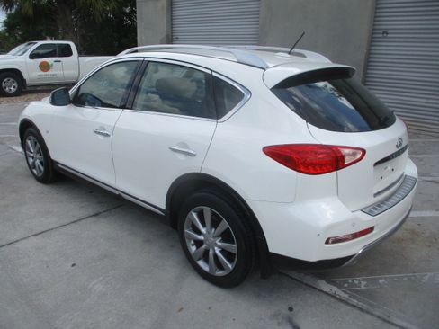Used 2017 INFINITI QX50 Journey image 4
