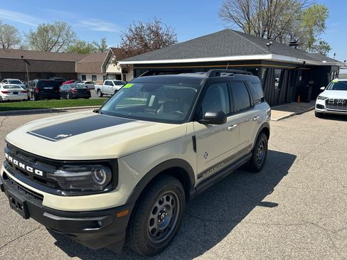 Used 2024 Ford Bronco Sport Outer Banks AWD/4WD image 1