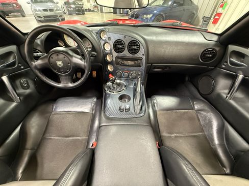 Used 2003 Dodge Viper SRT-10 Convertible RWD image 29
