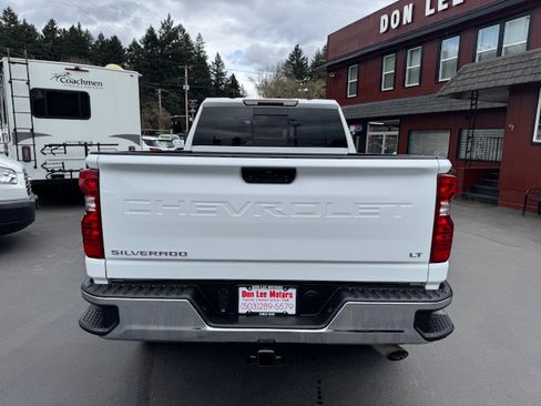 Used 2023 Chevrolet Silverado 2500 LT image 30