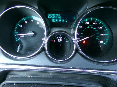 Used 2016 Buick Enclave Premium image 19