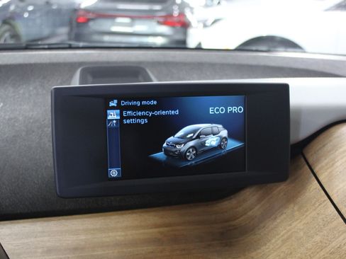 Used 2017 BMW i3 image 18
