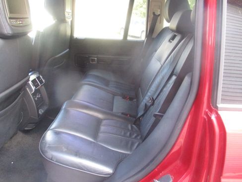 Used 2012 Land Rover Range Rover HSE image 10