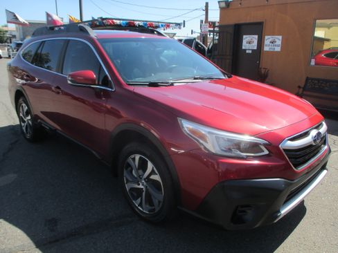 Used 2020 Subaru Outback Limited Wagon AWD/4WD image 17
