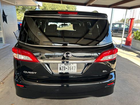 Used 2012 Nissan Quest LE image 3