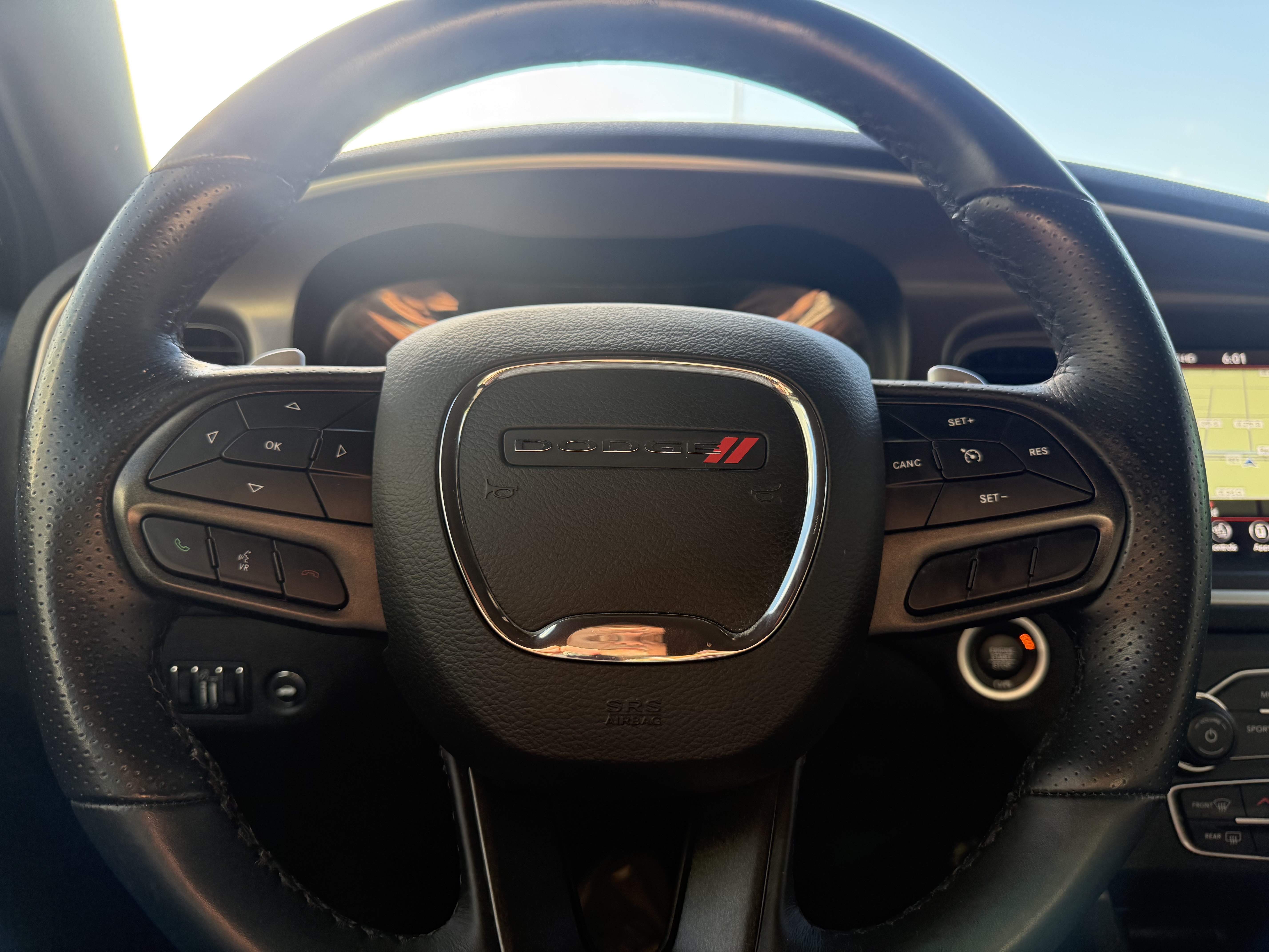 Used 2022 Dodge Charger SXT AWD image 8