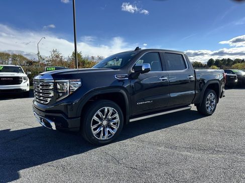 New 2026 GMC Sierra 1500 Denali image 2