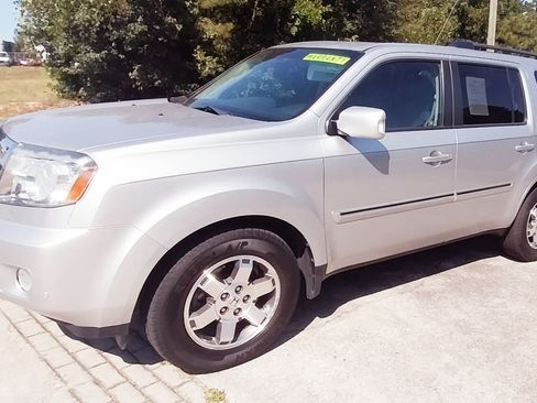 Used 2011 Honda Pilot Touring image 3