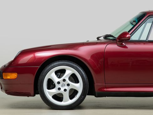 Used 1997 Porsche 911 Carrera S Coupe RWD image 57