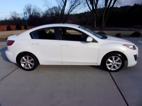 Used 2010 MAZDA MAZDA3 Touring image 6