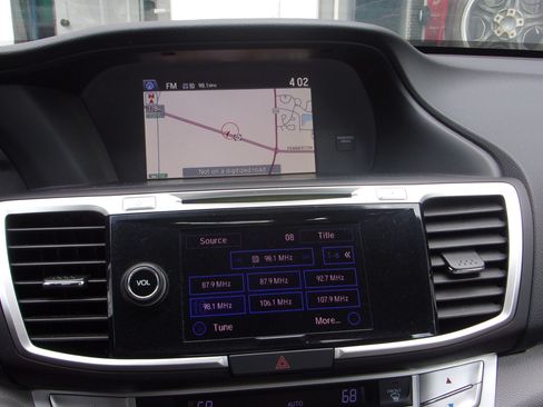 Used 2015 Honda Accord EX-L image 40