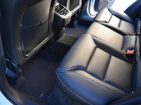 Used 2019 Volvo XC60 T6 Inscription image 46