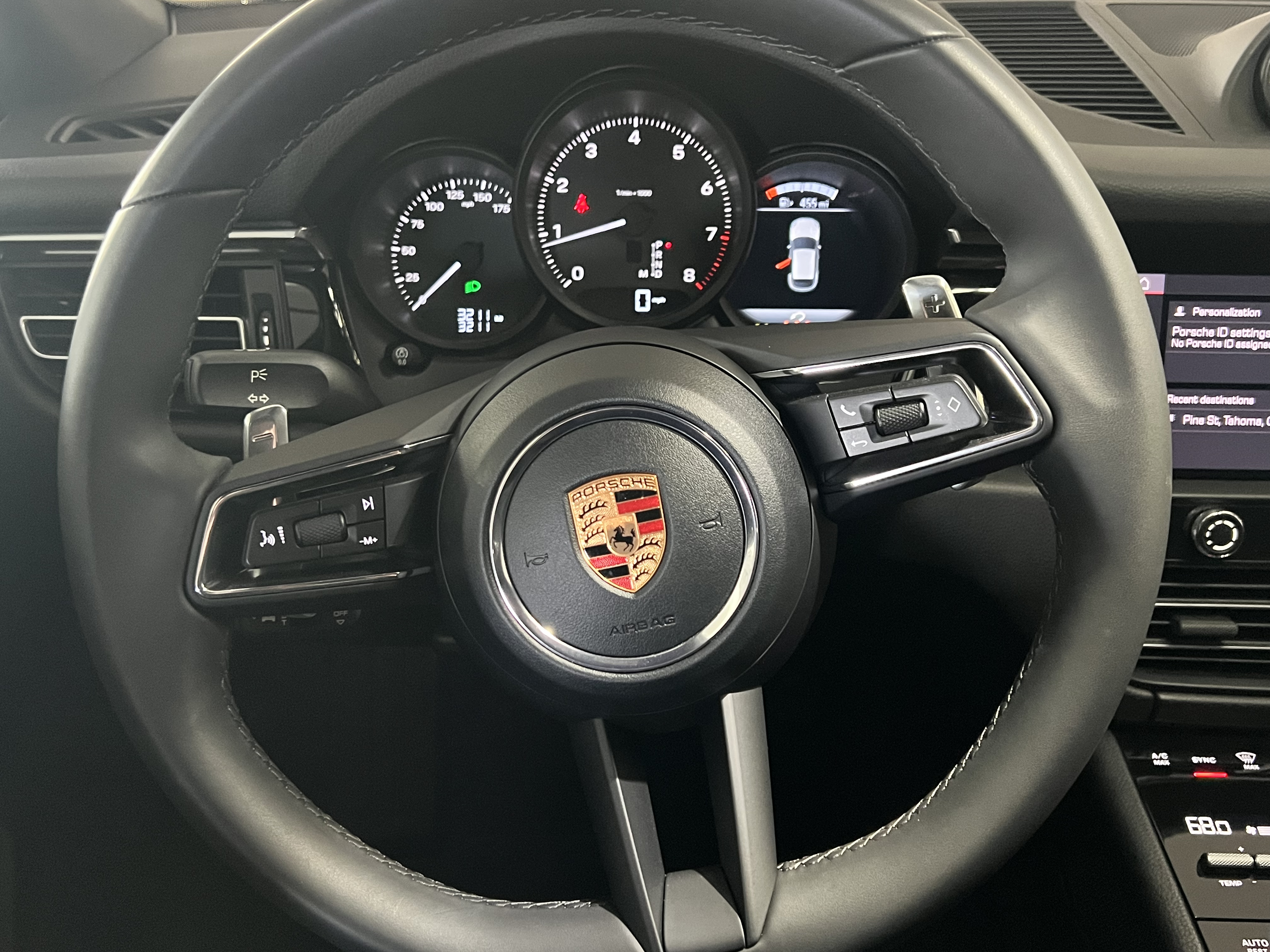 Used 2026 Porsche Macan UNAVAIL AWD/4WD image 12