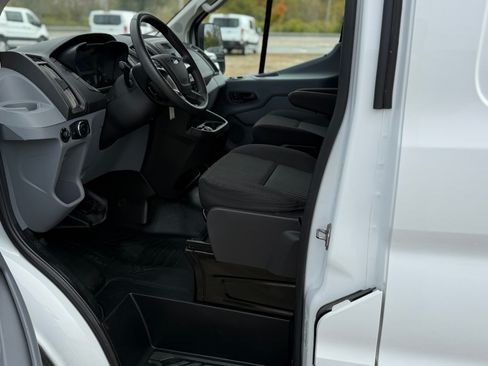 Used 2017 Ford Transit 250 image 12