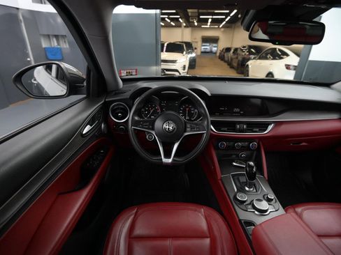 Used 2019 Alfa Romeo Stelvio Ti image 26