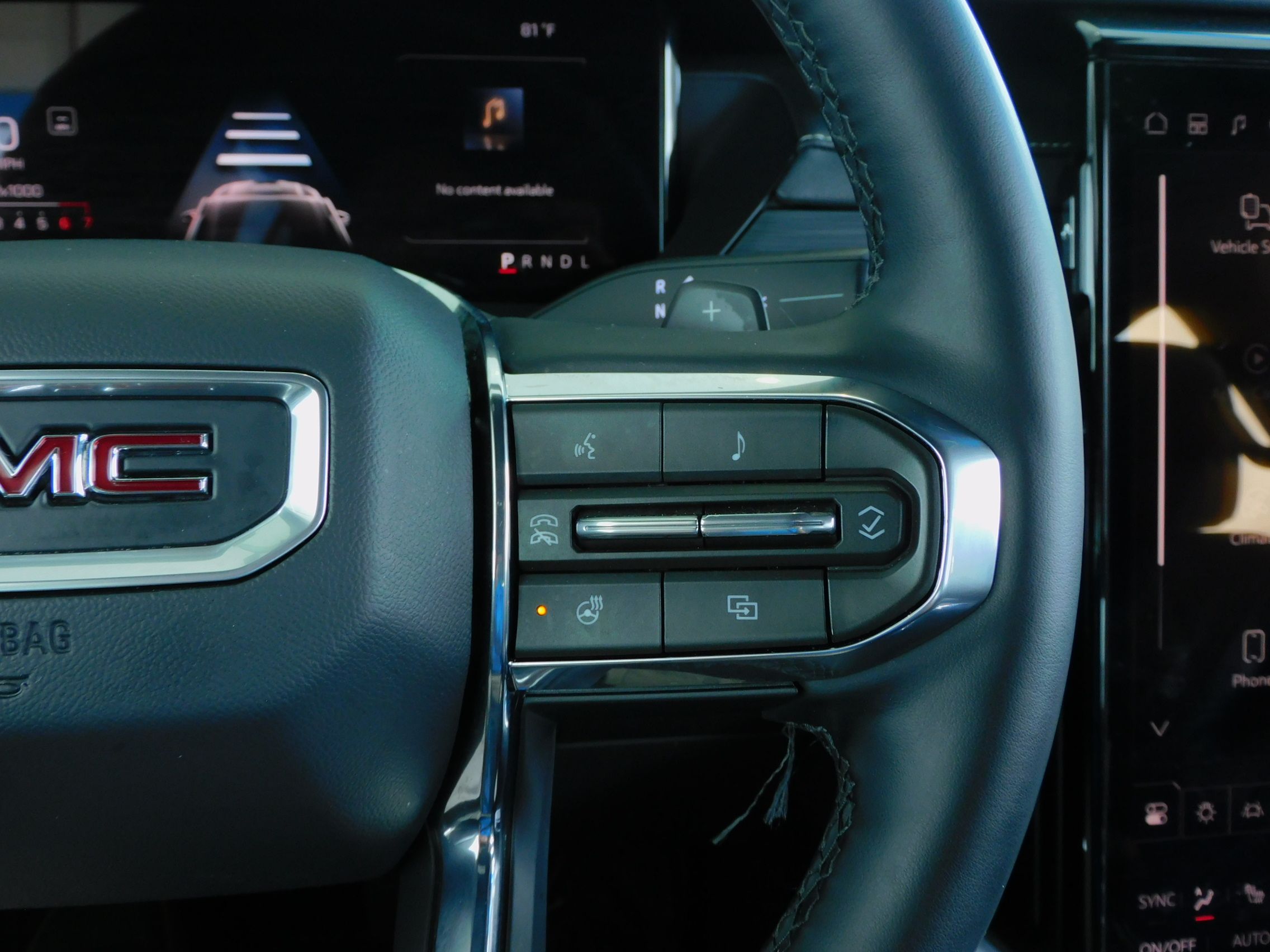 Used 2026 GMC Acadia FWD Elevation image 27