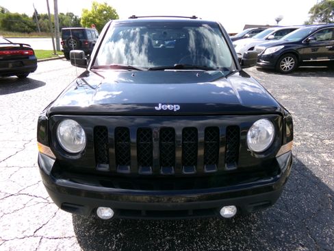 Used 2014 Jeep Patriot Latitude image 8