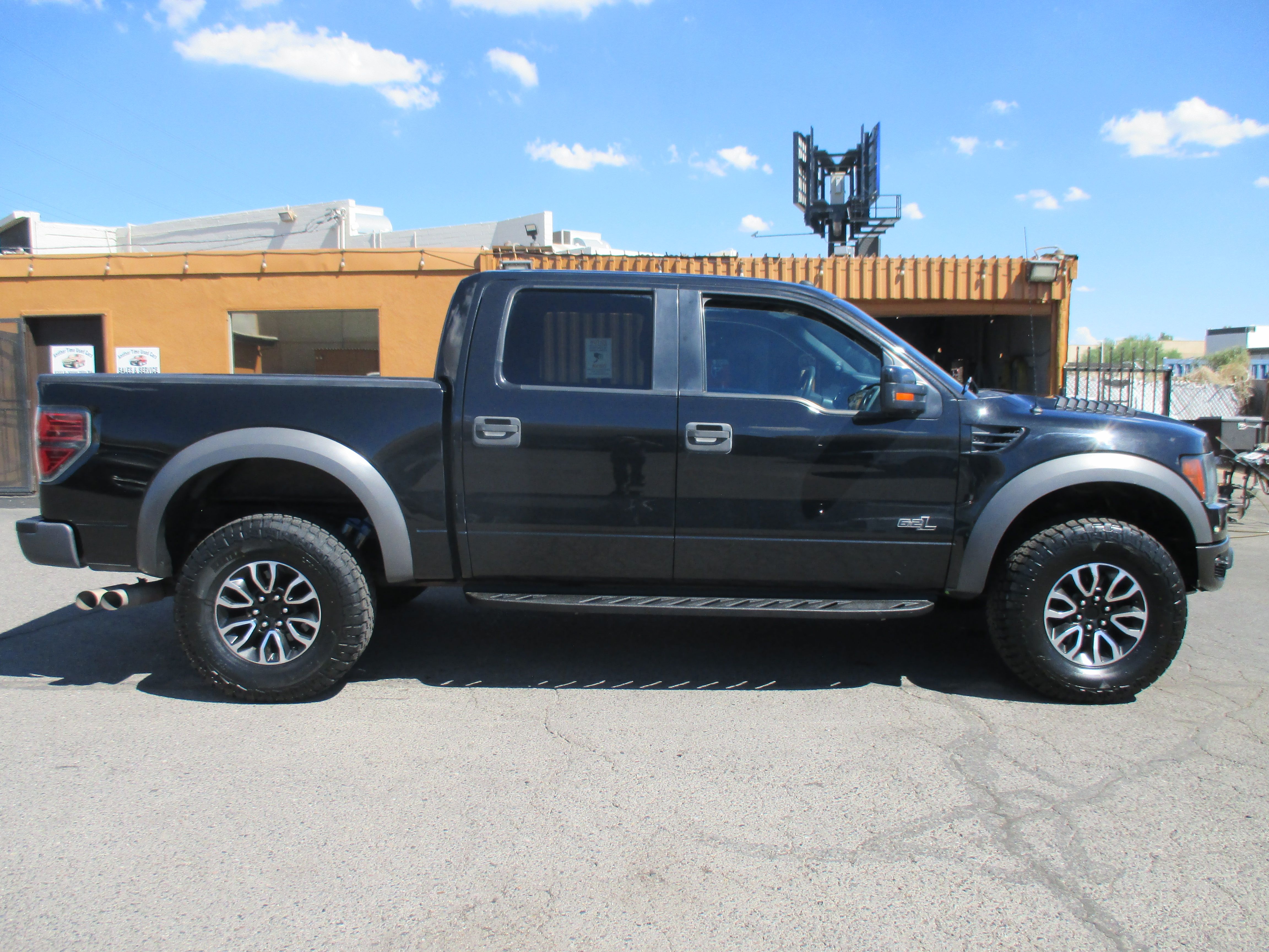 Used 2012 Ford F150 4x4 Crew Cab SVT Raptor image 2