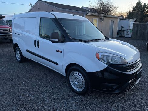 Used 2021 RAM ProMaster City image 3