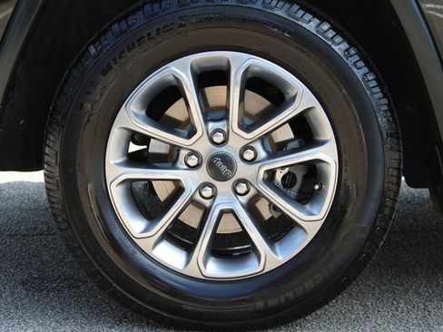 Used 2014 Jeep Grand Cherokee Limited image 37