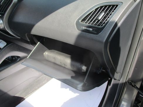 Used 2014 Hyundai Tucson GLS image 24