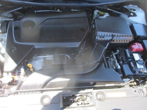 Used 2018 Nissan Altima 2.5 S Sedan FWD image 16