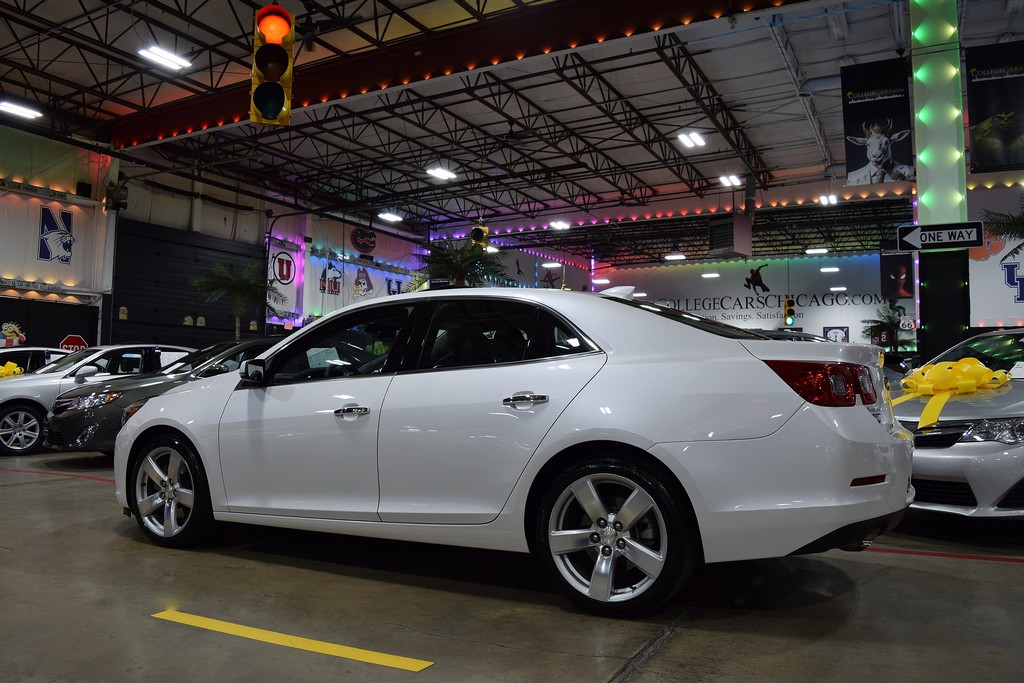 Used 2015 Chevrolet Malibu LTZ FWD image 12
