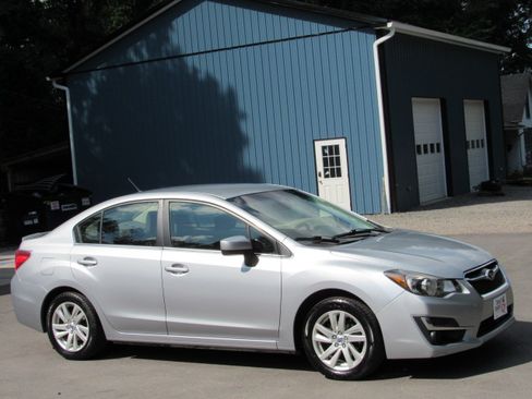 Used 2016 Subaru Impreza 2.0i Sedan AWD/4WD image 13