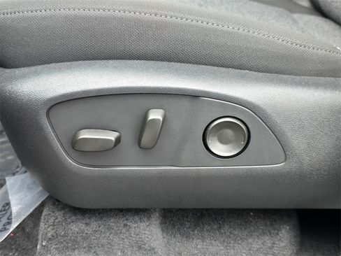 New 2026 GMC Acadia Elevation image 14