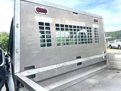 Used 2018 Ford Transit 250 138 RWD image 6