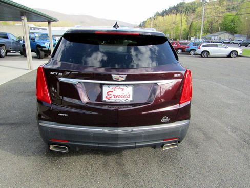Used 2017 Cadillac XT5 AWD Luxury image 4