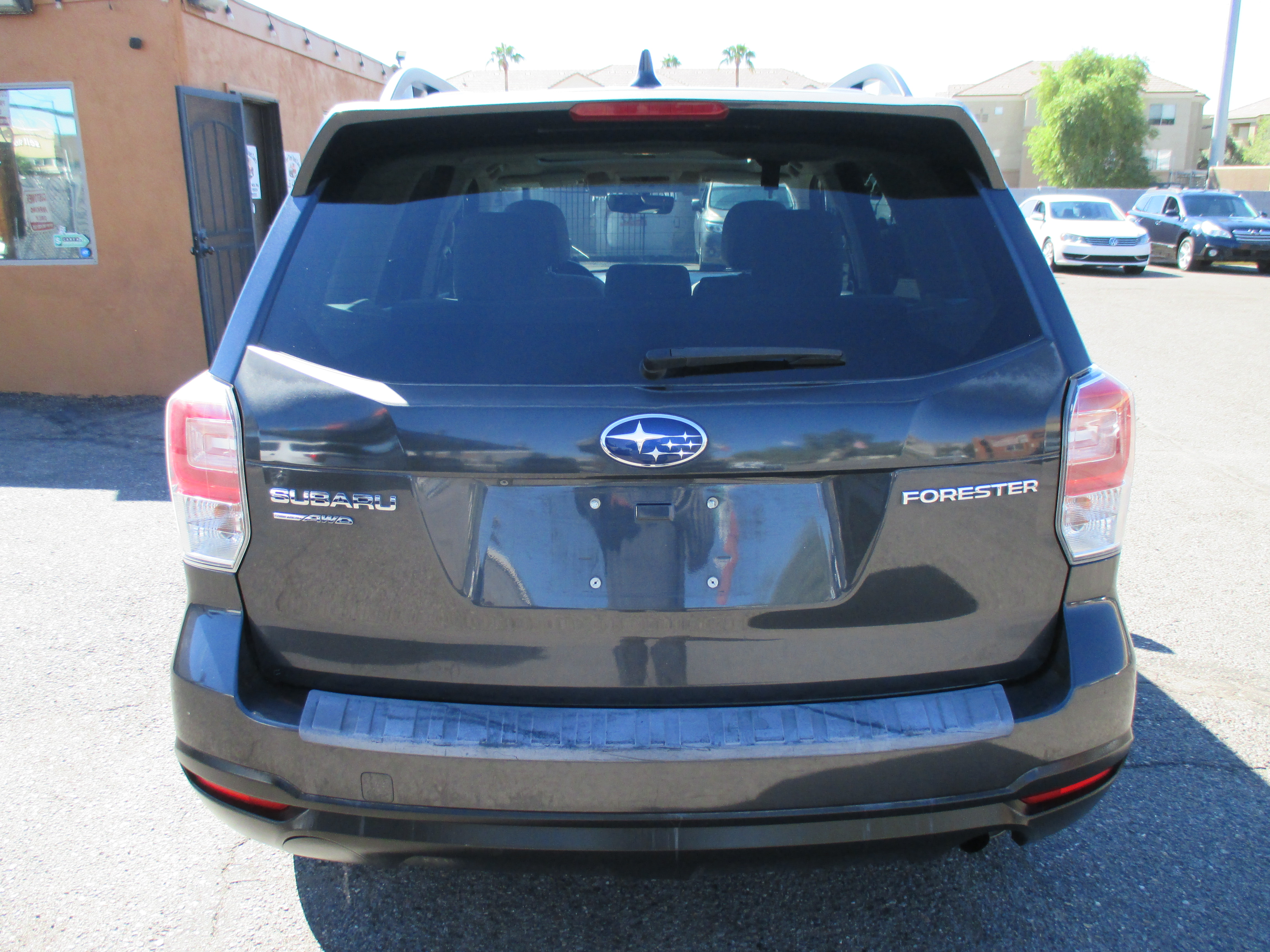 Used 2018 Subaru Forester 2.5i Premium Sport Utility 4D AWD/4WD image 11