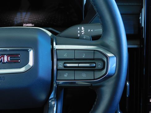 Certified 2025 GMC Acadia Elevation image 26