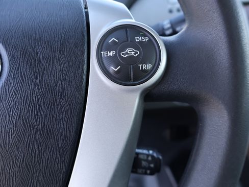 Used 2013 Toyota Prius image 25