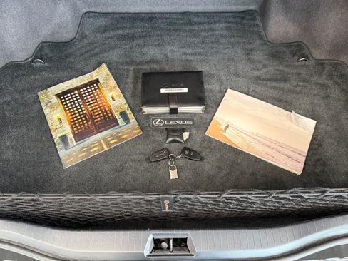 Used 2004 Lexus LS 430 image 36